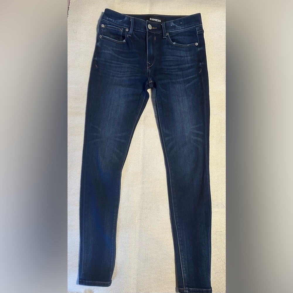 Express stretch legging midrise jeans size 4 regular